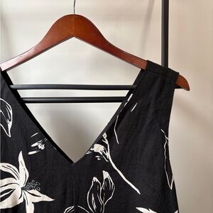 Black and White Floral Sleeveless Dress